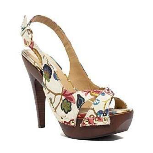 Steve Madden Shoes - Steve Madden 'Tumbled platform sandals
