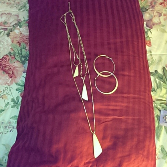 Express necklace and earrings - Picture 1 of 1