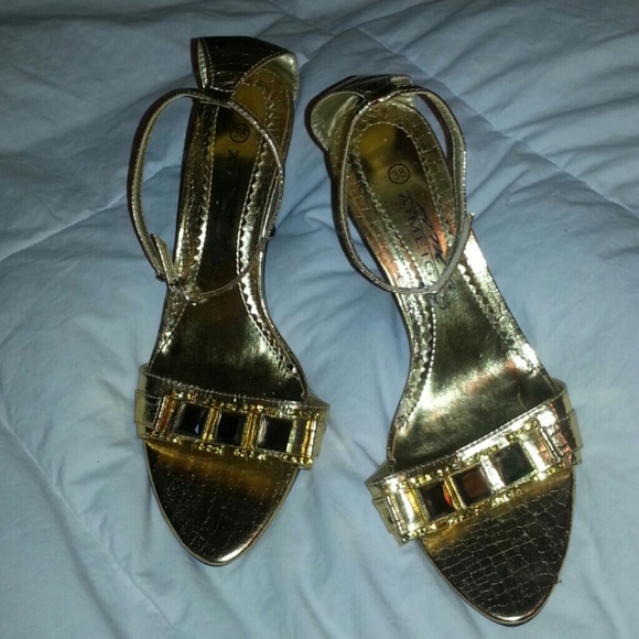 Gold shoes Aimeigao