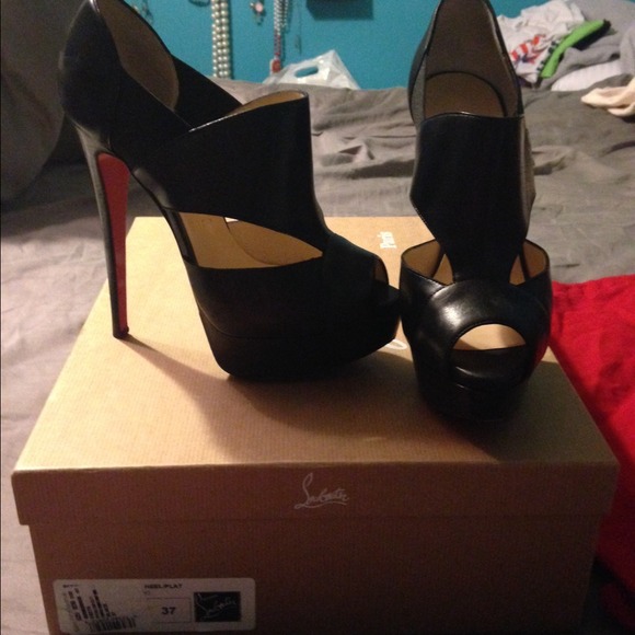 Christian Louboutin Pitou 150mm black leather heel
