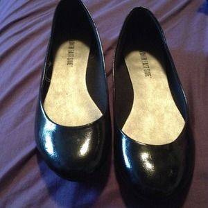 Black flats