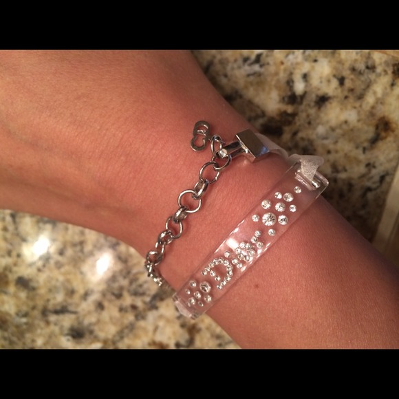 SOLD ON ANOTHER WEBSITE - Picture 3 of 4