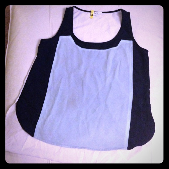 bar III tank top, high low like new condition