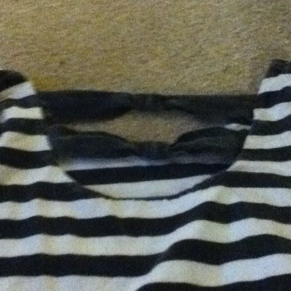 💗Black and white striped dress💗 - Picture 2 of 2