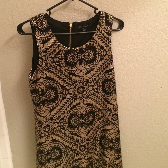 Size M Gold and Black Sequin Cocktail HolidayDress