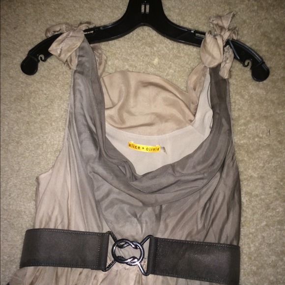 Alice + Olivia Summer party dress - Picture 2 of 4