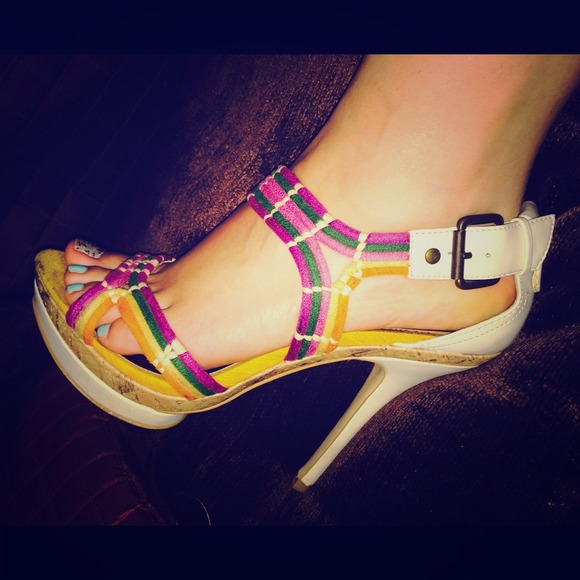 REDUCED⬇️Glam Spring Sandal💜