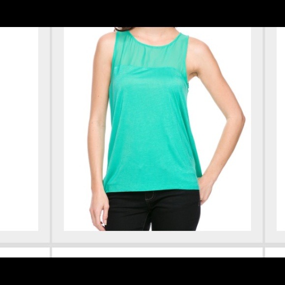 💜Spring💜  Fabulous Chiffon KeyHole Top - Picture 2 of 3