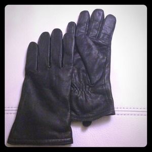 Genuine leather gloves size small
