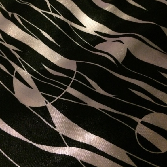 Printed and lace triangle tank - Picture 3 of 4