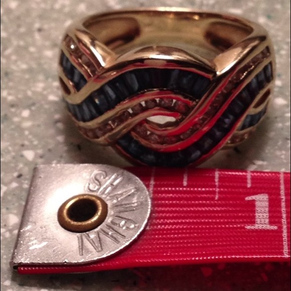 14k yellow gold Sapphire & Diamond ring. Size 8. - Picture 2 of 5