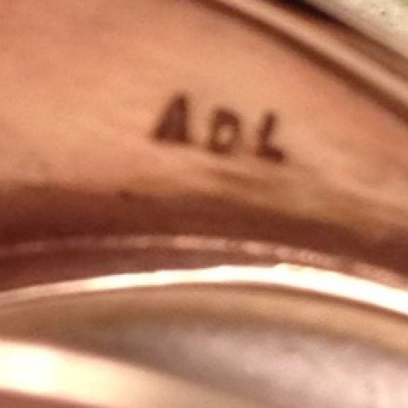 14k yellow gold Sapphire & Diamond ring. Size 8. - Picture 4 of 5