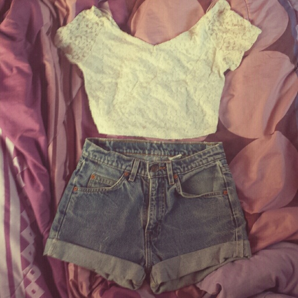PRICE REDUCED White flower lace crop top