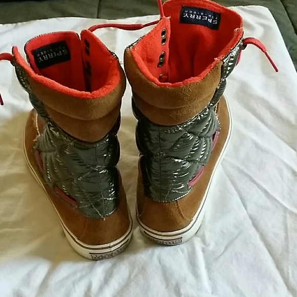 Sperry Top Sider angkle boots