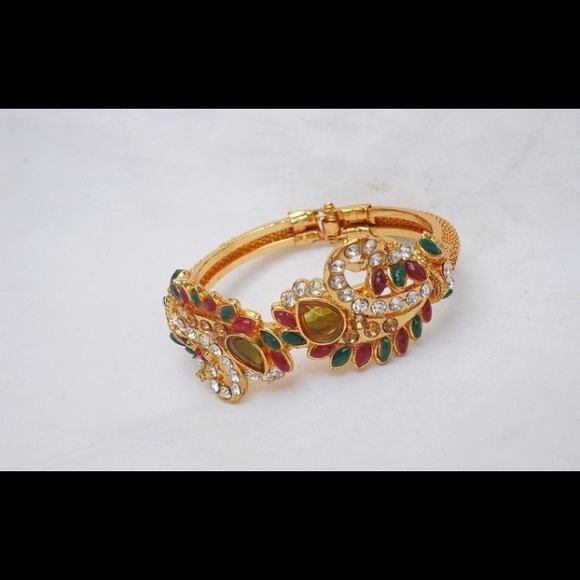 Bollywood bangle