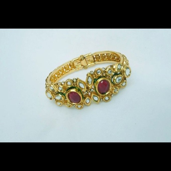 Bollywood bangle