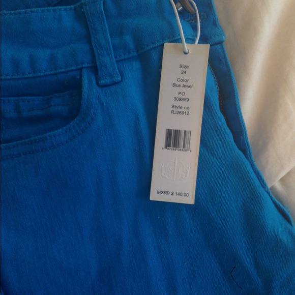 Romeo & Juliet Couture jeans - Picture 2 of 4