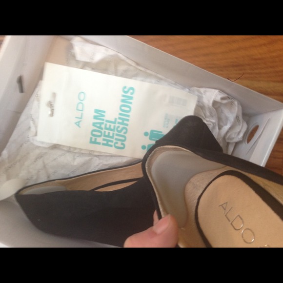 Black suede wedge heels - Picture 4 of 4