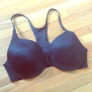 Victoria's Secret Body by Victoria racer back bra