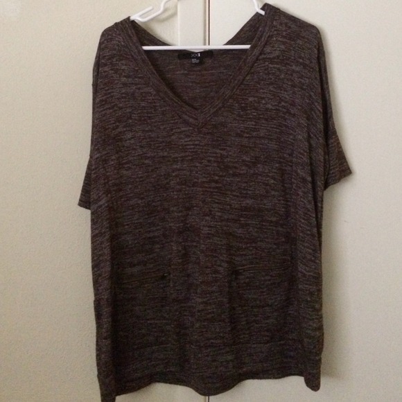 Brown top - Picture 1 of 2