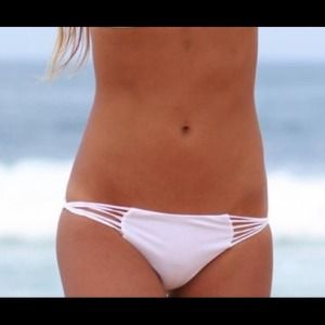 ❌SOLD❌Mikoh Lanai Bikini Bottom