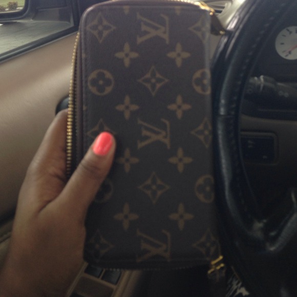 Pretty brown wristlet