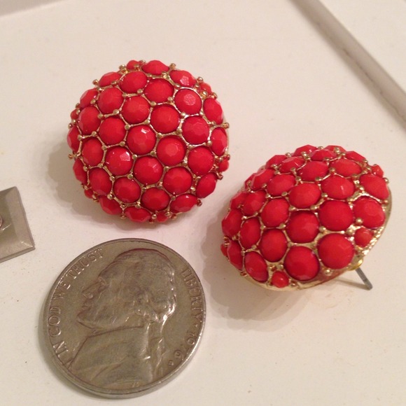 Coral and Gold Earrings - Picture 3 of 3