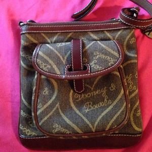 Dooney and bourke cross bag