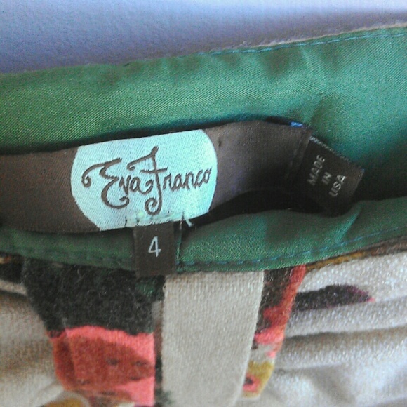 SOLD IN BUNDLE Eva Franco bow skirt - Picture 3 of 4