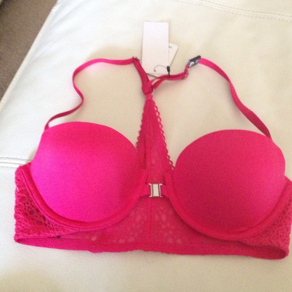 Black heart racer back bra size 32b