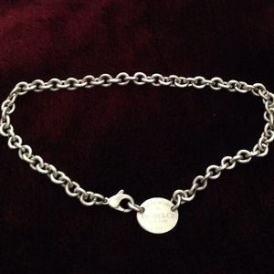 Authenthic Tiffany necklace