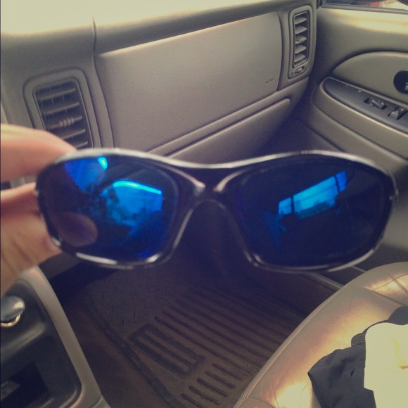 Men's Oakleys
