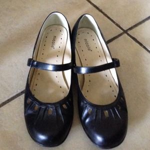 Black Mary Jane flats
