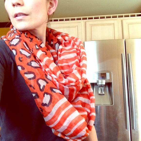 Awesome scarf- looks great on!