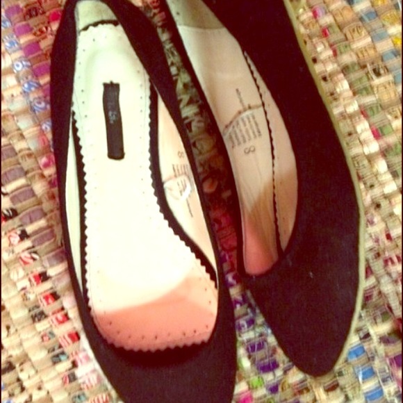 Urban Outfitters Black Velvet flats