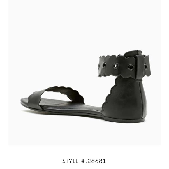 ❌SOLD❌Shoe Cult by Nasty Gal Twiggy Sandal - Picture 3 of 4