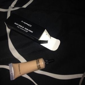 Max select cover up in C 35Bundle 187 150 kabuki