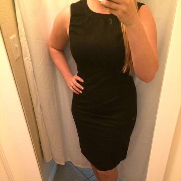 Tahari Black Dress with Front Pockets - Picture 1 of 3