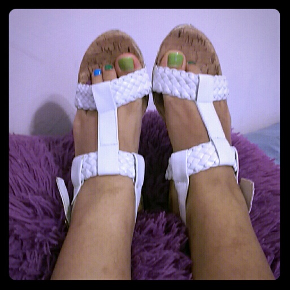 Cherokee Sandals for kids