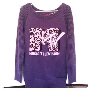 Over sized MTV knit sweater from H&M