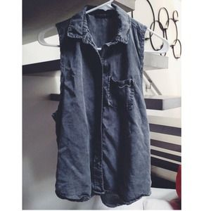 Brandy Melville Grey button down tank!