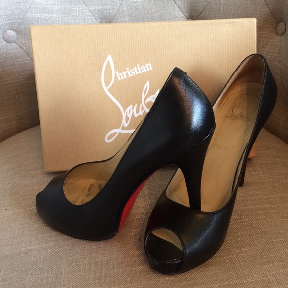 Christian Louboutin classic black peep-toe