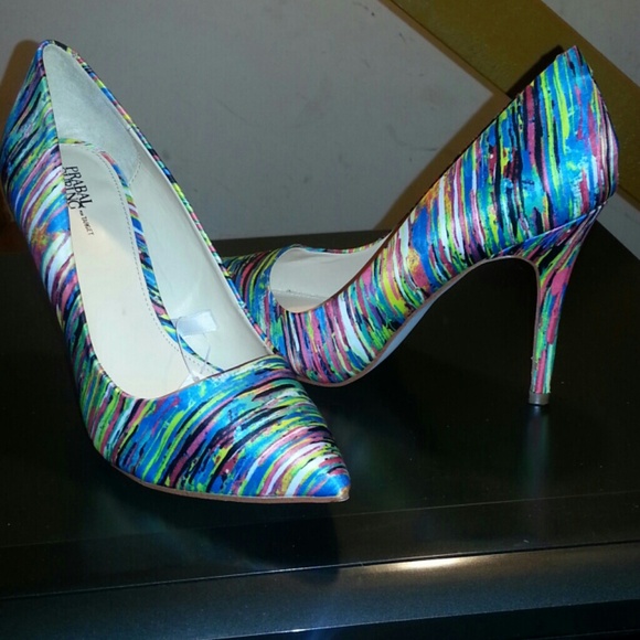 *PRICE REDUCED* Heels