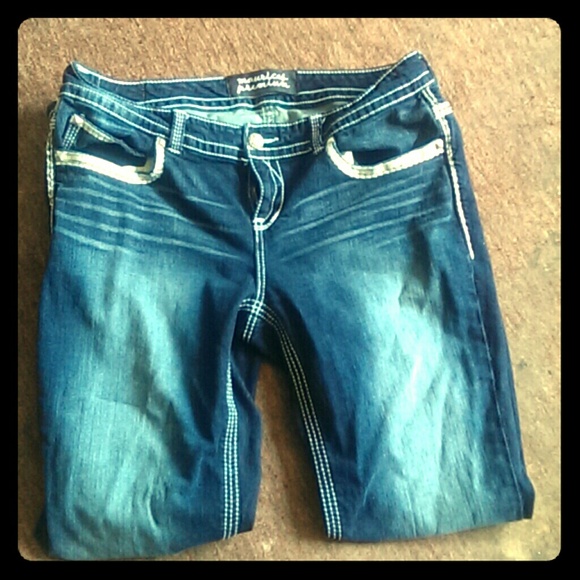 TRADES WELCOME NWOT Maurices Premium Jeans