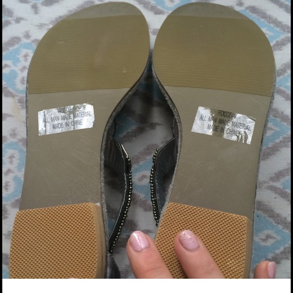 C label sandals size 7 worn once maybe twice - Picture 3 of 3