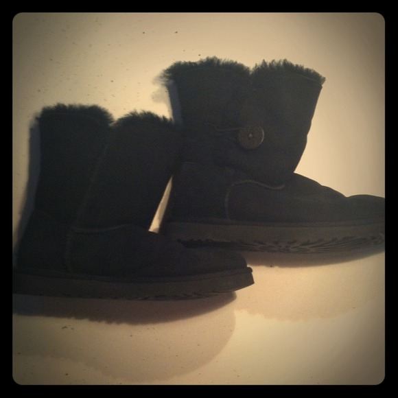 Black UGG boots!~SOLD