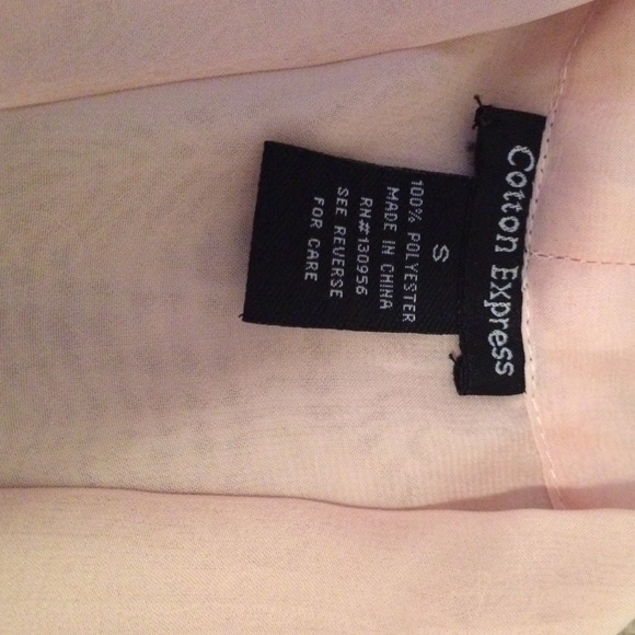 🚫🚫SOLD🚫🚫Pale Pink striped sheer top - Picture 3 of 4