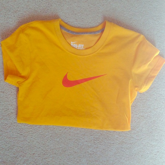 Nike dri-fit workout shirt