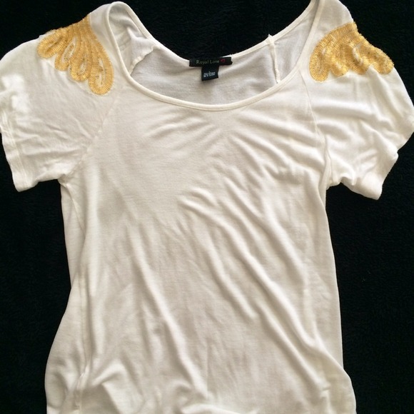 Embellished shoulders top - Picture 2 of 3