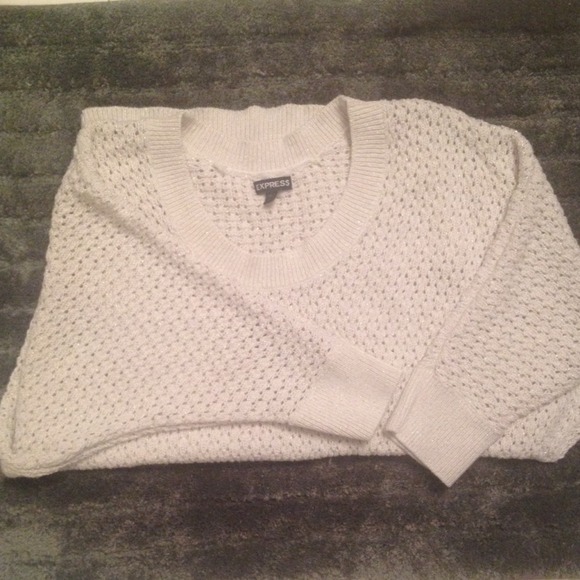 Express batwing sweater, short sleeved